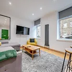 Διαμέρισμα Milton's Place Sleeps 5, 10 Minutes Walk To Royal Mile