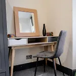 Percys Place Sleep 11, 15 Minute To Centre Free Parking Daire *