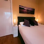 Picardy Place * אדינבורו