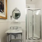 24 Royal Terrace