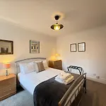 4 Royal Mile Flat Near Castle Appartamento