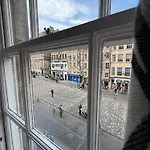 4 Royal Mile Flat Near Castle *