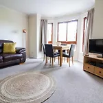 South Groathill - Lovely 2 Bed With Castle View