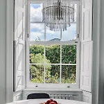 Daire Stylish Georgian Garden + Secure Parking Edinburgh