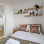 Barnton Grove Getaway * 爱丁堡