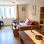 Apartamento Bright Spacious 2 Bedroom In Stockbridge Edimburgo