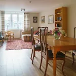 Apartamento Bright Spacious 2 Bedroom In Stockbridge Edimburgo