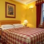 Fountain Court - Royal Garden 4* Édimbourg