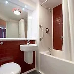 The Learmonth Otel 2*