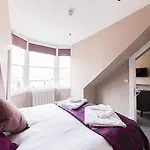 Ξενοδοχείο The Spires 3*