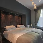Retreat 4* Edynburg