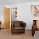 ファウンテンコートアパートメンツeq2 アパートホテル 4*