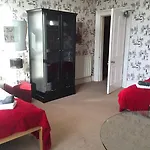 Wilton Road Bed & Breakfast *