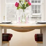 Luxury New Town 1 Bed Edinburgh