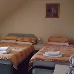 Swan Lake Bed & Breakfast 3*