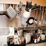 بوتيل - Houseboats