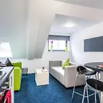 Destiny Student - Shrubhill Appartement *
