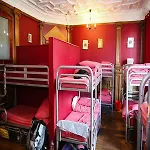 St Christophers إدنبرة