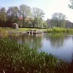 Lochend Serviced Lägenhet *