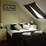 Edinburgh Central Rooms Edinburgh