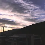 شقة Holyrood Park - Carparking Included!