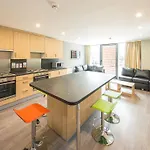 Unite Students - Salisbury Court אדינבורו