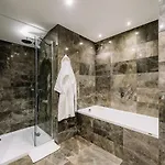 The Wine House 1821 Couette-café 4*