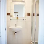 Alba Hills 3* Edinburgh