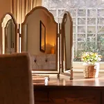 Szálloda The Roseate - Small Luxury Of The World