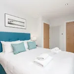 Destiny Scotland - Royal Mile Apartment *