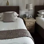 Πανσιόν Highfield 4*