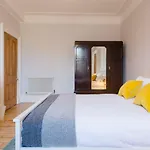 Historic 1890s Turned Relaxing Retreat * Edinburgh