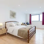 Stylish Penthouse * Edinburgh