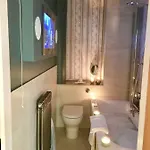 The Jeffrey Street Retreat *