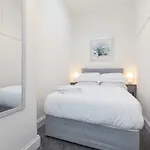The - Floor 2 Bedroom Daire Edinburgh