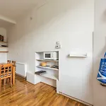3 Bed Overlooking Meadows Park Appartement *
