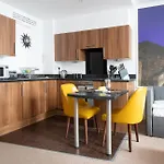 Stewart By Heeton Concept - Apartahotel