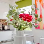 Bright 3 Bed Flat With Pool & Parking *
