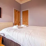 Beautiful And Bright Georgian Style Morningside - Pass The Keys
