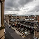 Beautiful And Bright Georgian Style Morningside - Pass The Keys