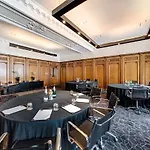 Apex Waterloo Place Hotel 4*