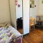 Apartmán Centre Escape With Private Garden *