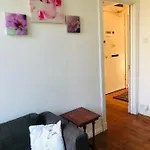 Apartmán Centre Escape With Private Garden *