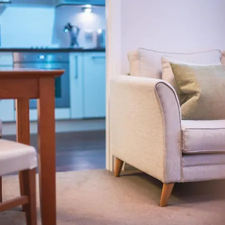 The Knight By Mansley Aparthotel Edinburgh