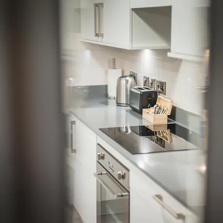 Aparthotel The Knight By Mansley Edinburgh