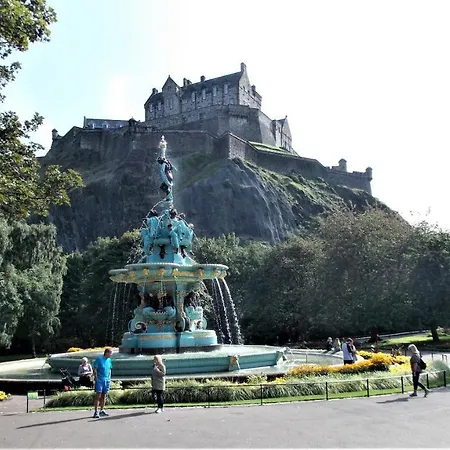 Apartament Violet Bank New Town