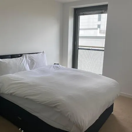 Grand Harbour Apartment *