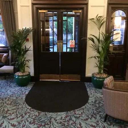 The Parliament House Hotel 3*