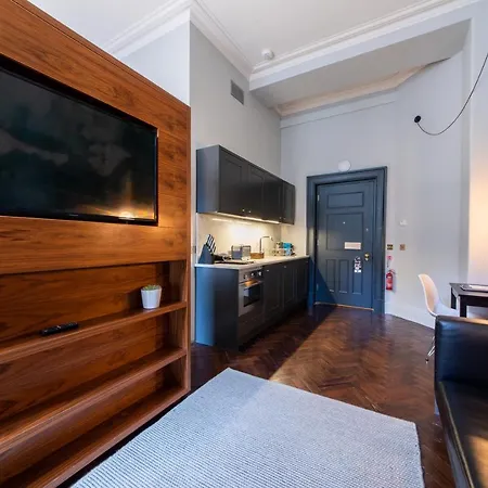 Linton Collection - 28 North Bridge * Εδιμβούργο