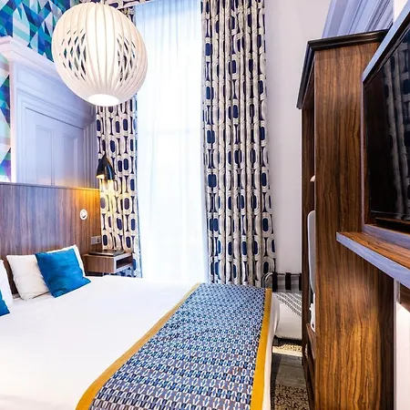 Cairn & Aparthotel Edimburgo